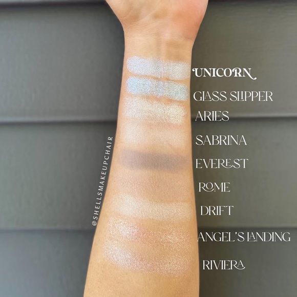 Seint Eyeshadow SWATCHES FOR REFERENCE - Picture 4 of 8